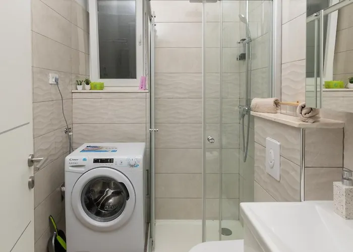 Luka Apartment Split