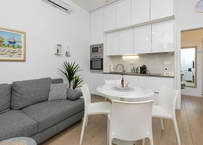 Apartment Luka Split